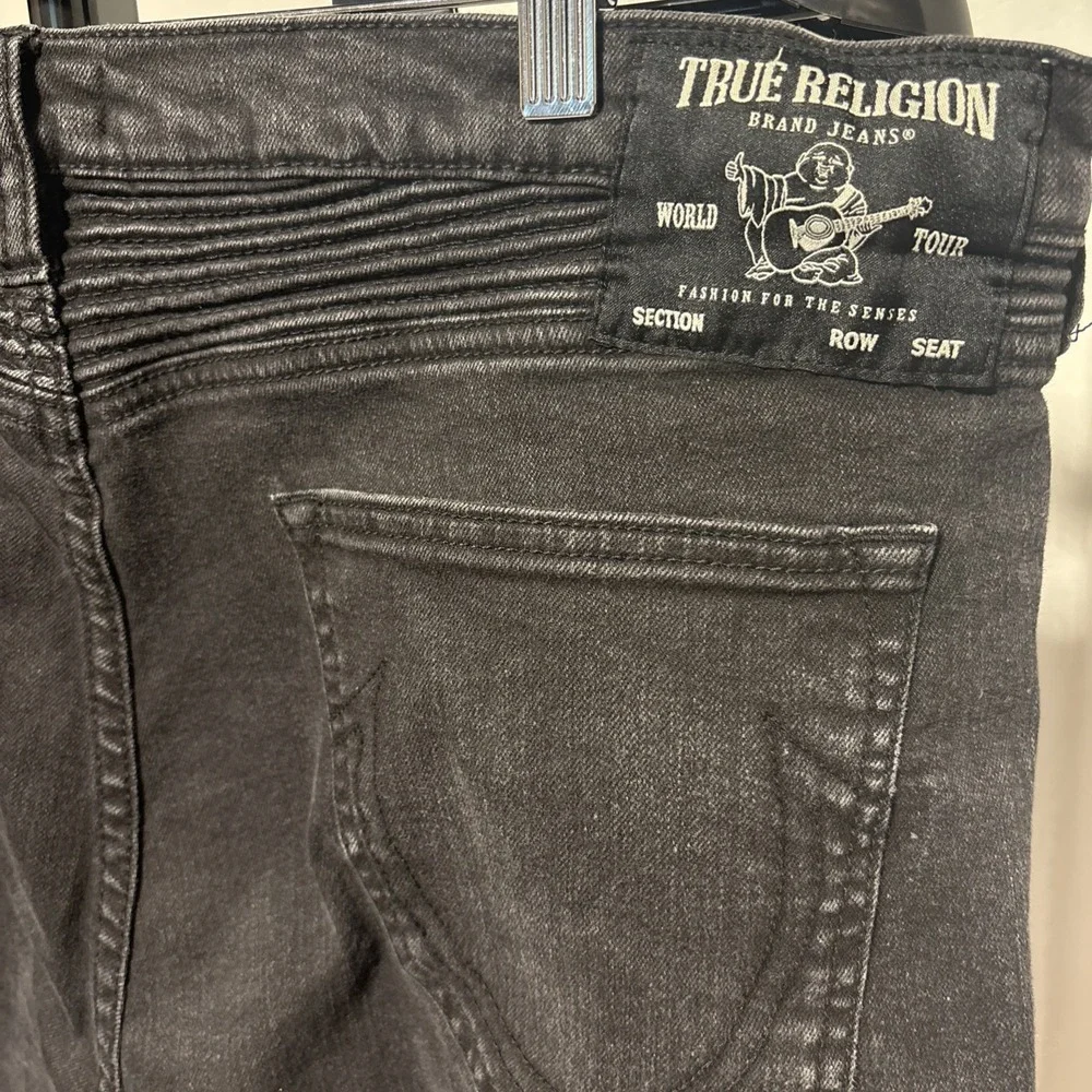 True Religion Jean Shorts Mens 38 Black Denim Rocco Relaxed Skinny Distress Fray